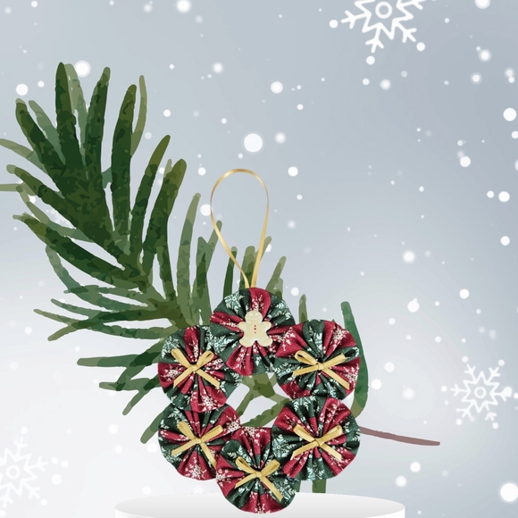 Christmas Ornament Wreaths Set of 3.  Fabric Yo Yo Wreaths Hand Sewn - Picture 10 of 14